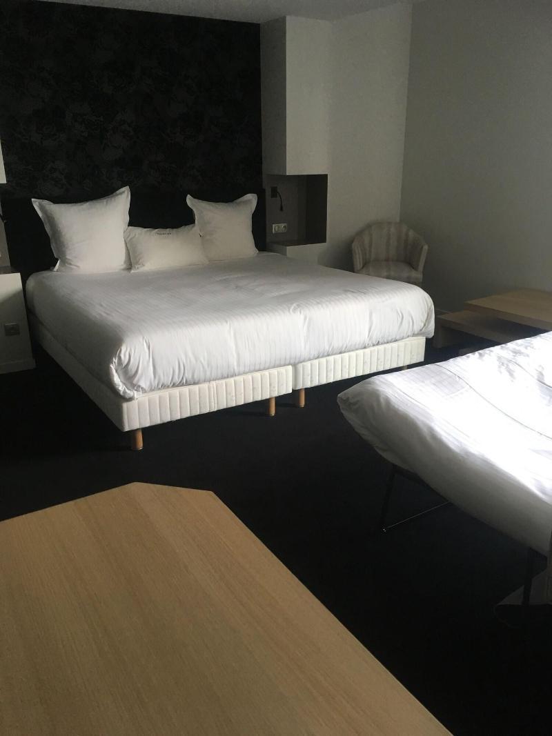 เลอ โกนิน - มงโซ เล มีน Hotel มองต์ซู-เลส์-มินส์ ภายนอก รูปภาพ