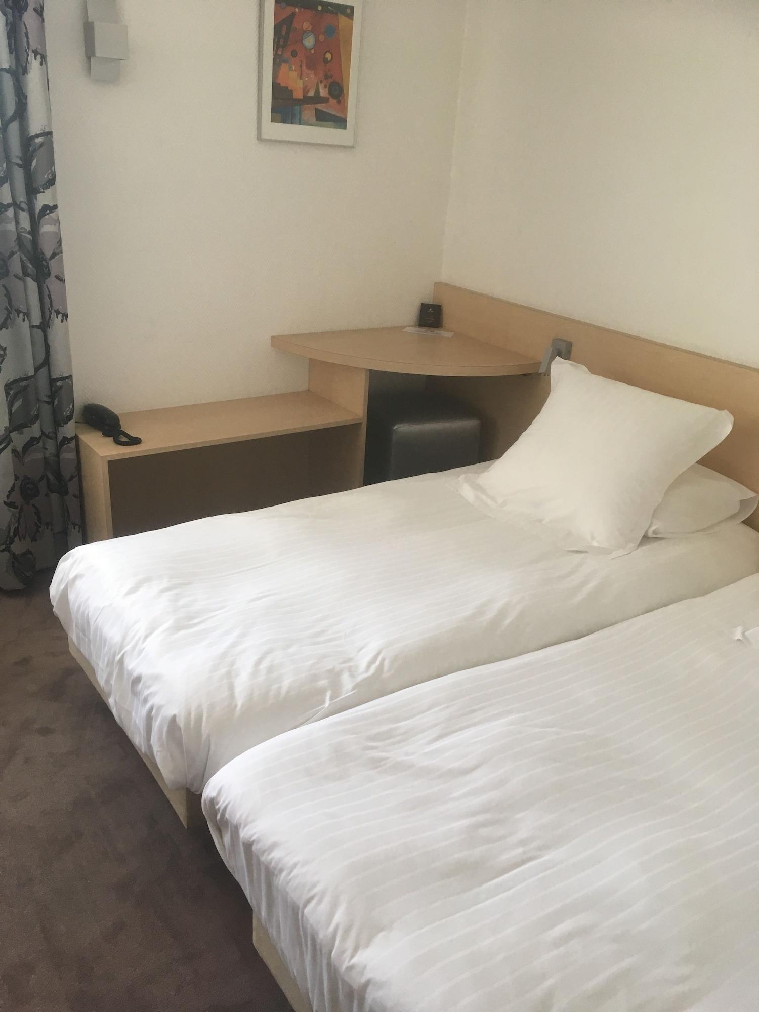 เลอ โกนิน - มงโซ เล มีน Hotel มองต์ซู-เลส์-มินส์ ภายนอก รูปภาพ